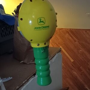John Deere Yellow and Green Toy Light